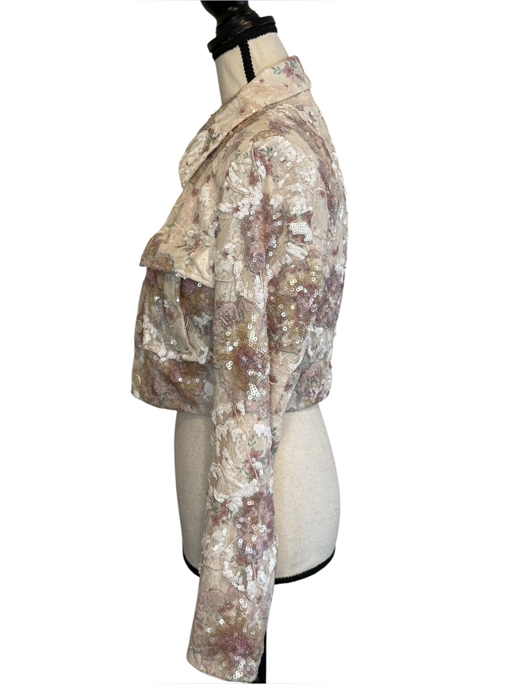 AKIRA Sequined Cropped Jacket - Picture 5 of 6